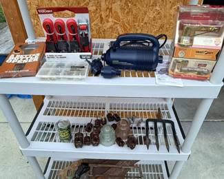 34 AssortedGarageHouseholdItemswithGreatland120VAirPump