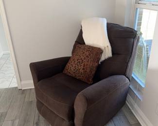 Recliner chair