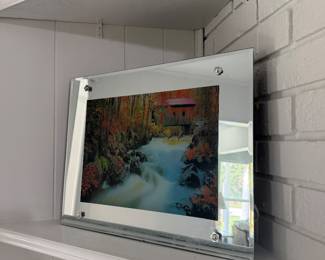 Light up motion picture frame