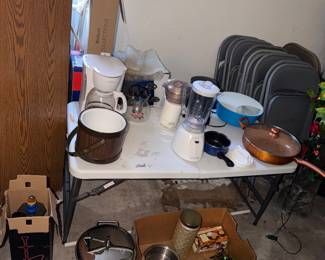 Kitchen appliances, pot, pan, blender, tea pot, hookah