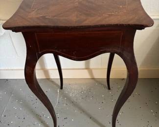SMALL TABLE
