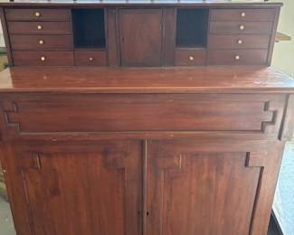 ANTIQUE CHEST