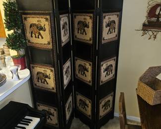 Amazing Folding Screen/room devider