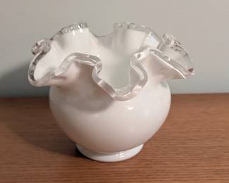 Fenton ruffled bowl