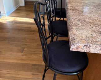3 bar stools $15