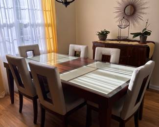 Contemporary table 6 chairs $500