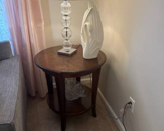 2 end tabes $25 each