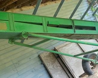 625 - San Mulkey Co. Portable Hay & Grain Elevator (Description): used - untested