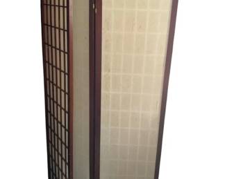 513 - Tri-Fold Room Divider - 71 x 52.5
