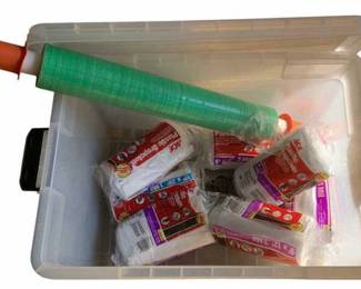 373 - Tote w/ Drop cloths & Wrap