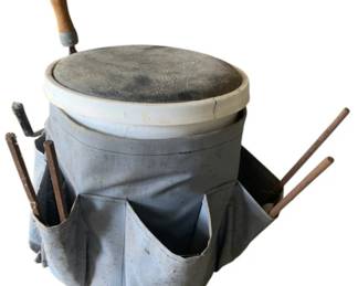 532 - Tool Bucket - 15 x 13