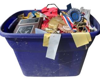 535 - Tote w/ contents