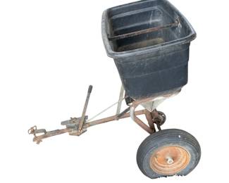 605 - Agri-Fab Spreader