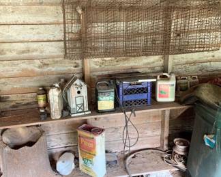 219 - Birdhouses, Traps & More