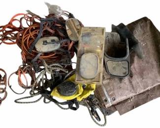 122 - Assorted Items - Cords, Mirrors & More (Description): Used as is electric/electronic/mechanical item. No guarantee all components, untested.