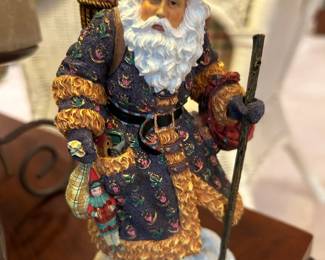 Pipka Figurine