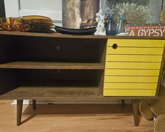 Buffet/Bar