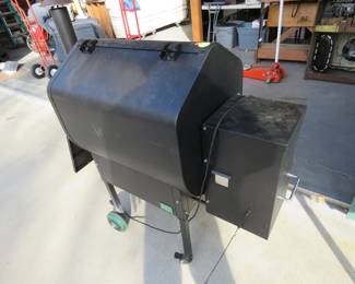 Lot 277. Pellet grill