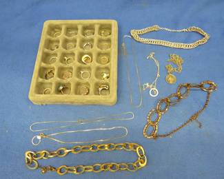 Lot 108. Costume jewelry