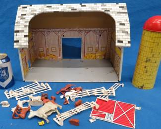 Lot 182. Vintage metal children's barnyard with animals and fencing