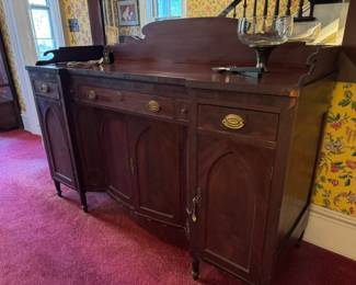 A beautiful, large antique (1800-1820) Sheraton style sideboard at entrance. 6'1 x 2'2 x 3'11