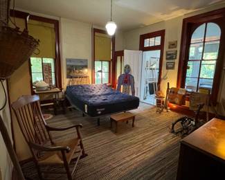 Back bedroom