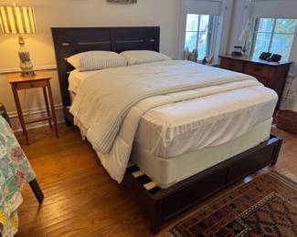 Ok we have a goofy bed situation here!! Full size PosturePedic mattress and boxpsring, both very clean and newer, on a queen size bed frame