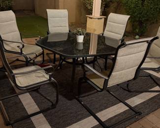 Hex Patio Table with 6 Chairs $250