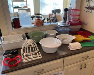 Plastic storage bowls