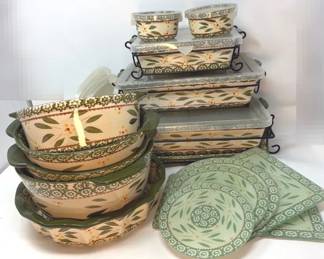 Temptations by Tara Old World Green Baker Set and Glass Trivets