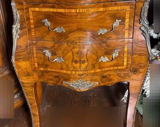 Louis XV Style Inlay Bombe Serpentine Small Chest with Dark Green Veined Marble Top