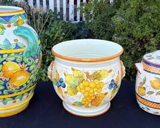 Made in Italy 23 Large Urn W Lemon Motif 14 Cachepot 14 PunchWater Dispense