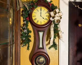 Westminister Whittington Quartz Pendulum Wall Click
