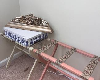 Vintage women’s luggage stand