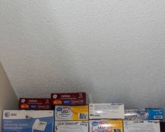 Assortment of light bulbs