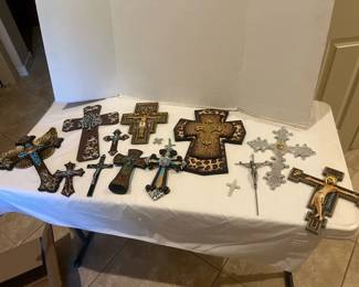 Crosses Are Art