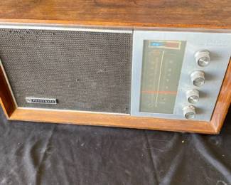 An Old Working Panasonic Solid State AMFM Radio