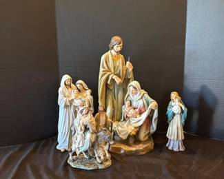 Statues of the Holy Family
