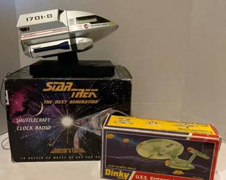 Star Trek Clock Radio Dinky Enterprise