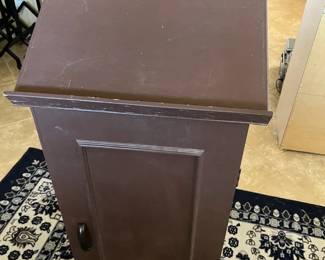 Lectern on Wheel AndOr Cabinets