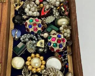 Earrings with Rhinestones, Faux Pearls and Wooden Jewelry Box