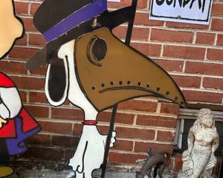 Snoopy in a plague mask !