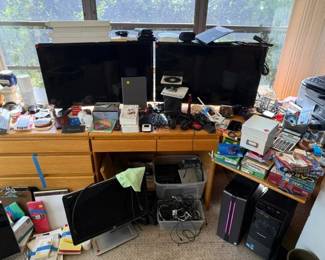 computers, monitors, electronics, desk items, midcentury desk, office items, computer programs and games