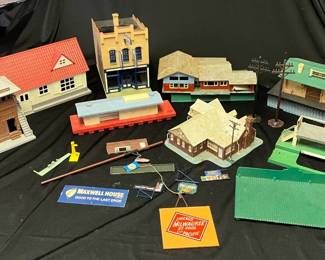 Model Train Outbuildings