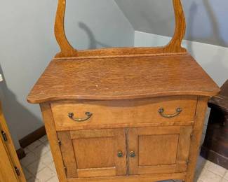 Vintage Wash Stand with Towel Rack