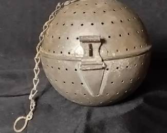 Live Minnow Sphere