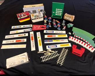 Slot Car Sidelines