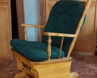 Best Chairs Maple Glider