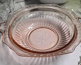 Anchor Hocking Depression glass bowl