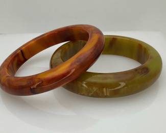Bakelite bangle bracelet 